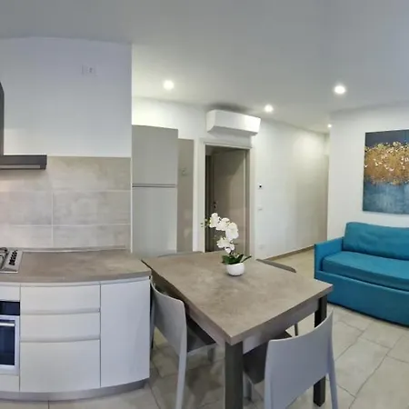 Caba Gritti Apartament *